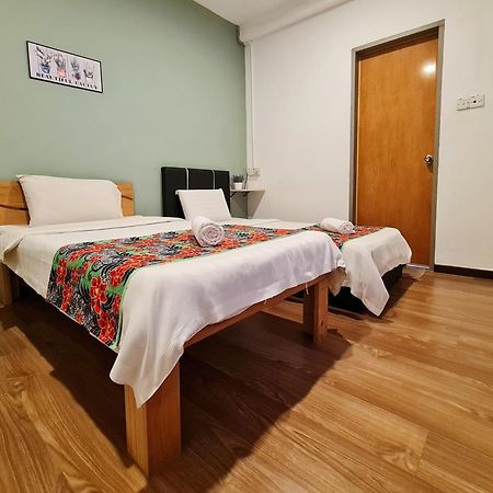 Treeline Urban Inn 코타키나발루 외부 사진