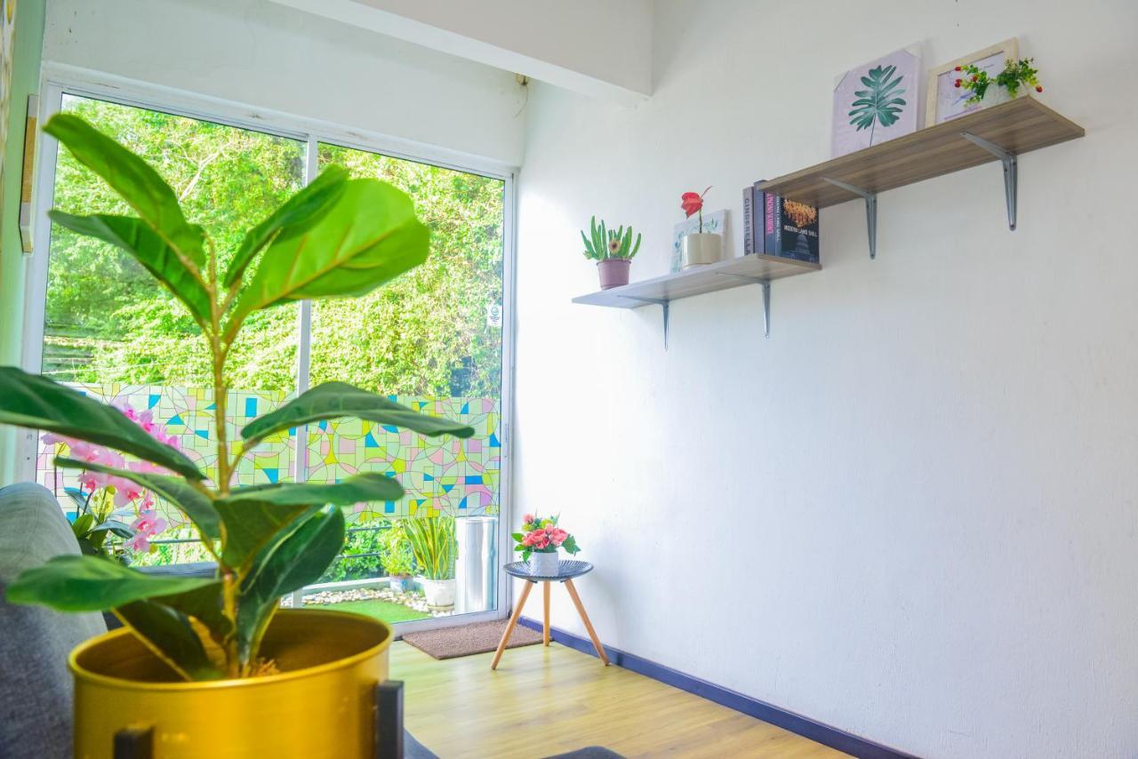 Treeline Urban Inn 코타키나발루 외부 사진