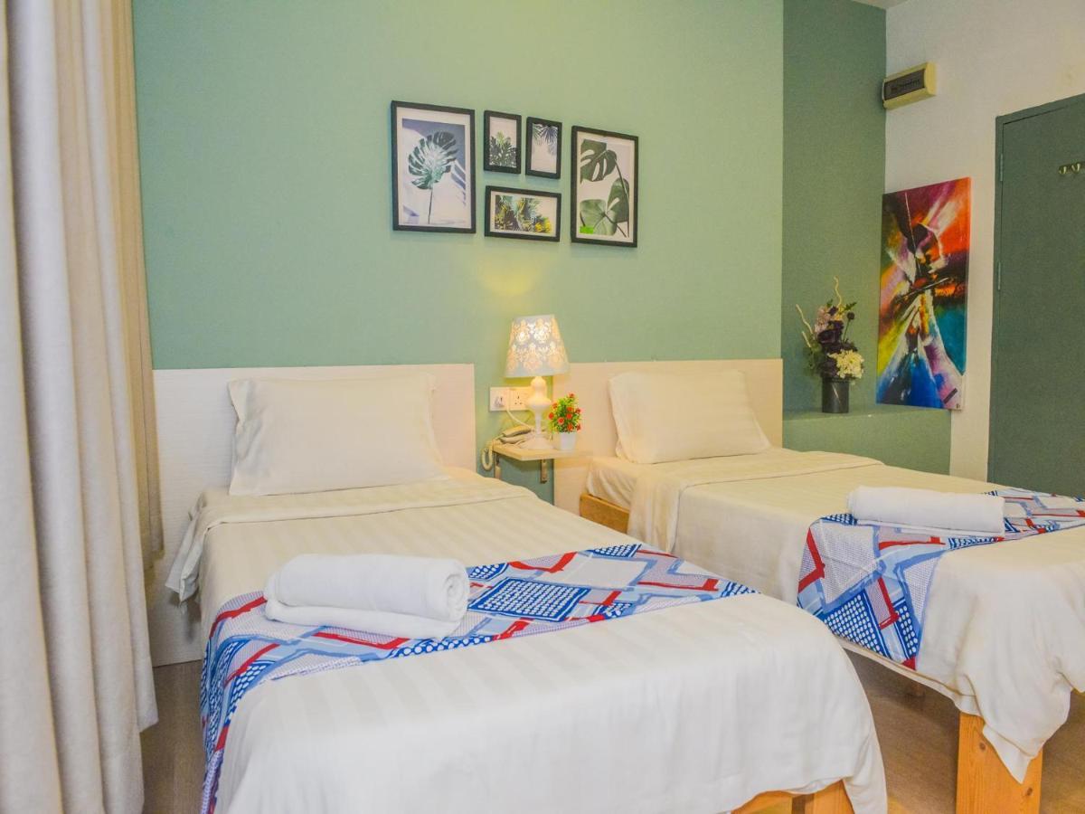 Treeline Urban Inn 코타키나발루 외부 사진