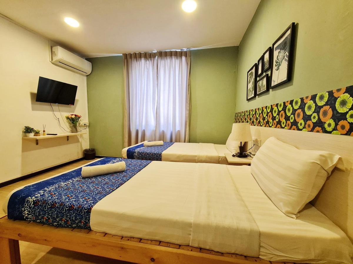 Treeline Urban Inn 코타키나발루 외부 사진